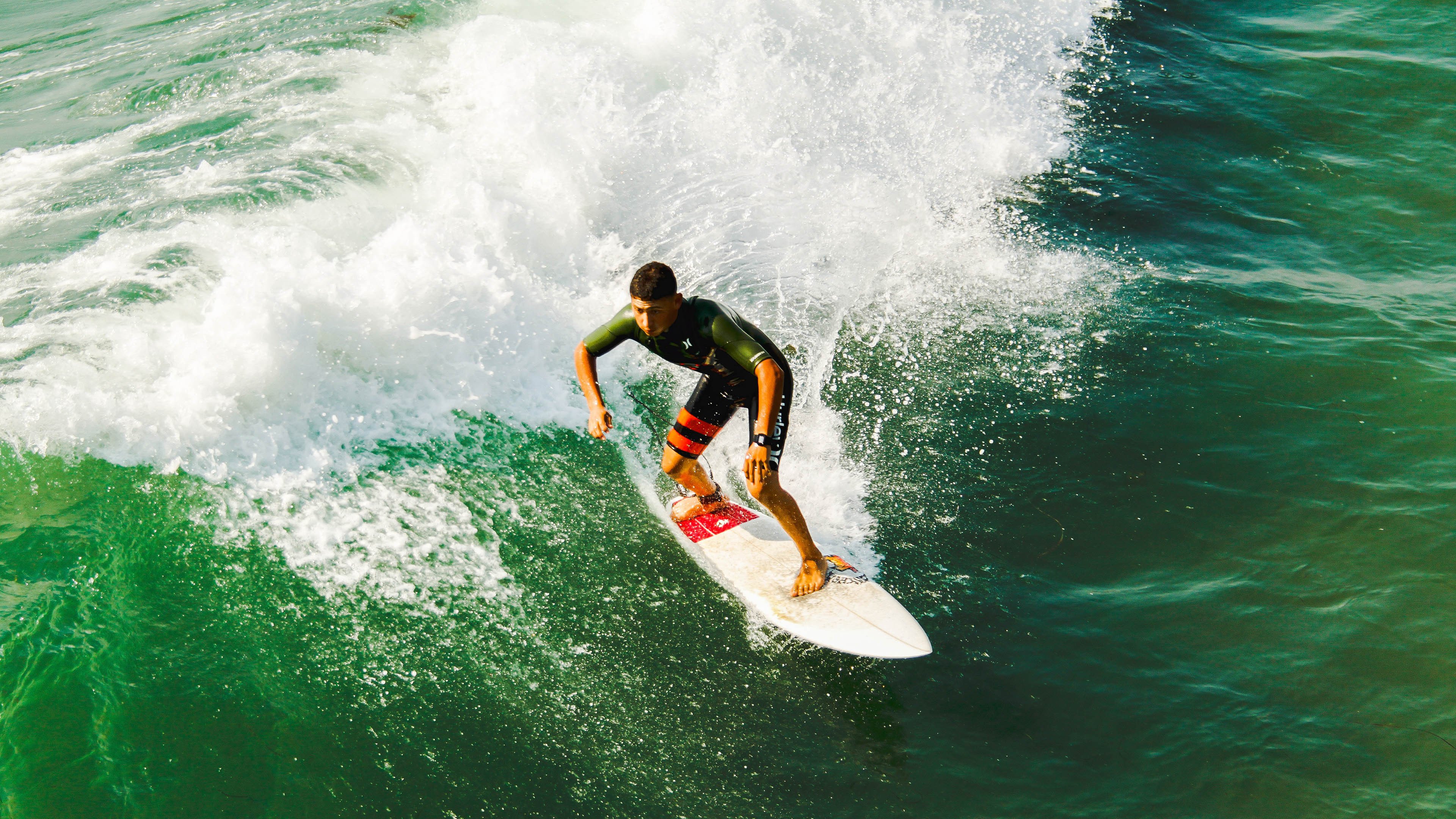 职业与草根并举为中国足球打开新路径,对中国职业足球的看法